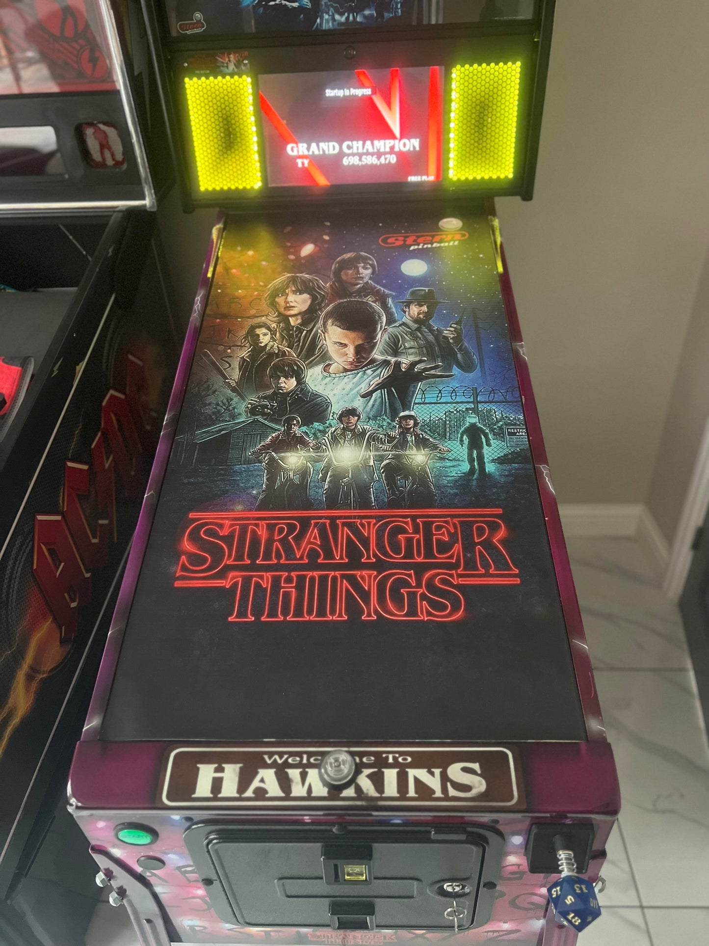 Pinball cover protection glass stranger things Stern